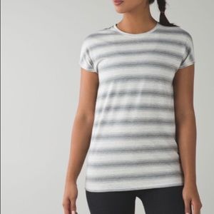 Lululemon find your zen Tshirt
